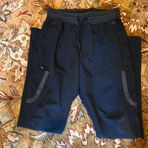 Under Armour active wear pants